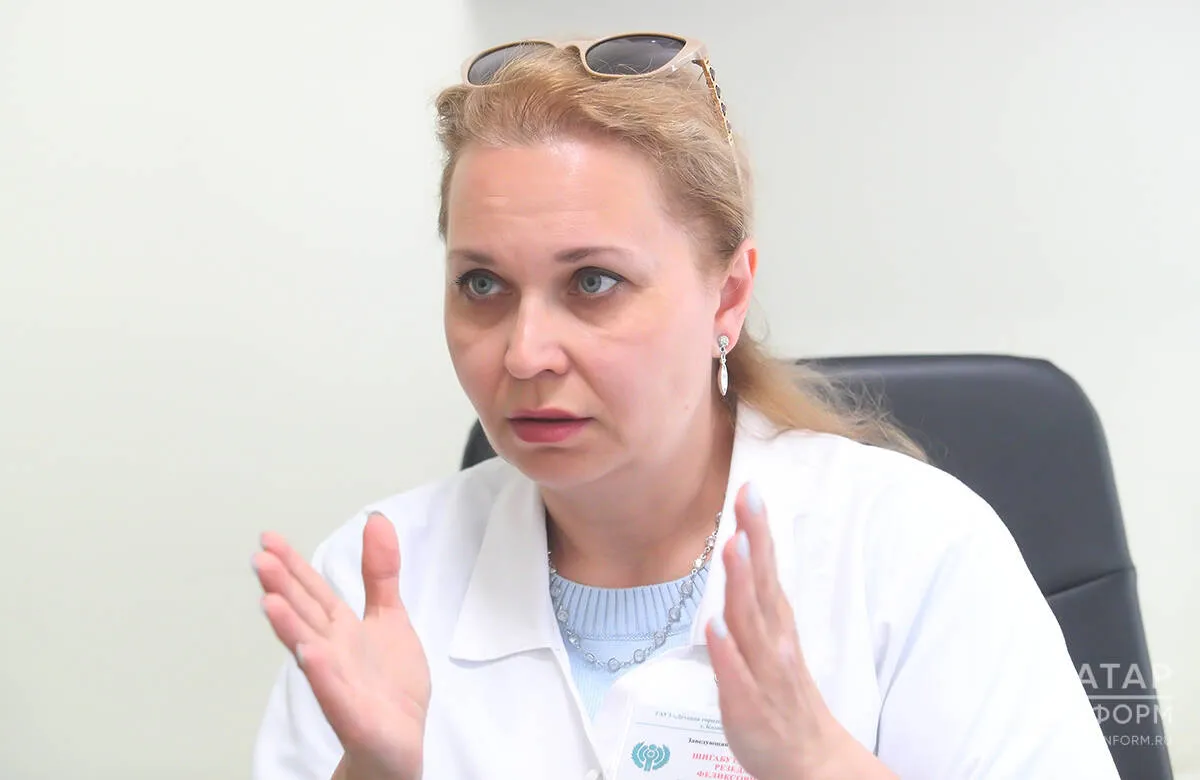 Невролог из Казани объяснила, почему детям обязательно носить шапку