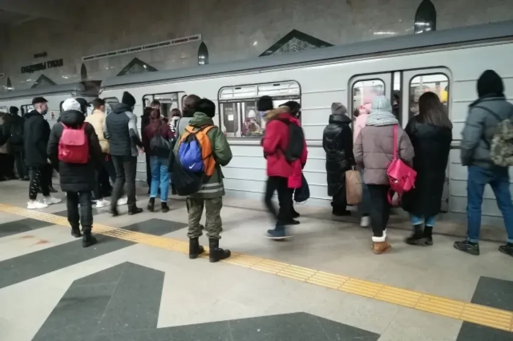 В метро Казани произошёл сбой в движении поездов