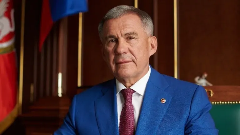 Минниханов раскритиковал министерства за рост налоговых долгов